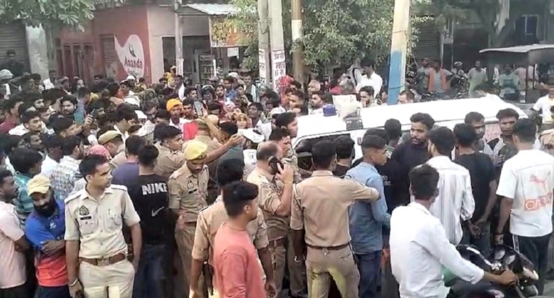 इलाज के दाैरान महिला की माैत पर डाॅक्टरों पर लापरवाही का आरोप