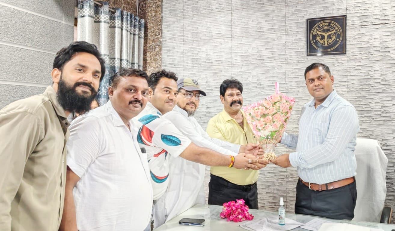 व्यापार मंडल ने नवागत एसडीएम से की मुलाकात, नगर की समस्याएं रखीं सामने