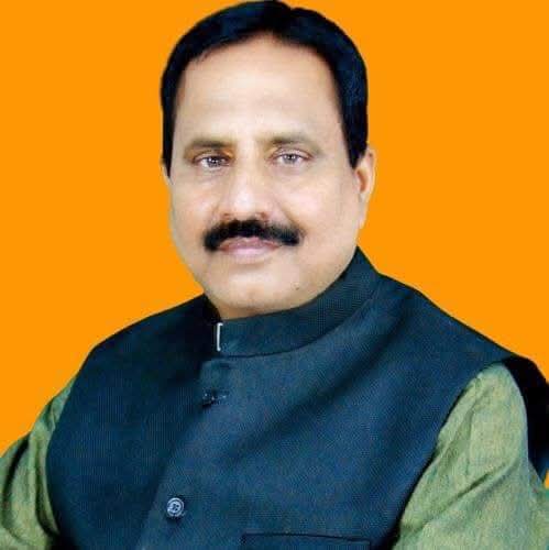 भाजपा नेता गणेश तिवारी नॉन-ऑफिशियल डायरेक्टर