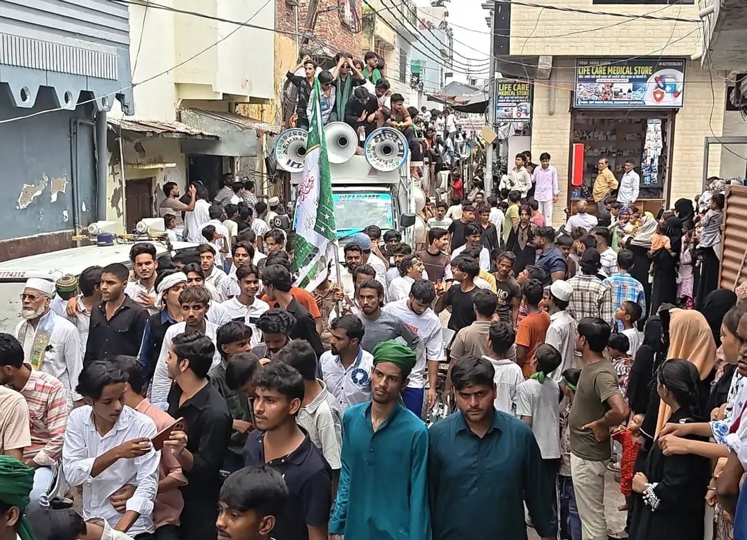 हसनपुर में धूमधाम से निकला जुलूस-ए-मोहम्मदी