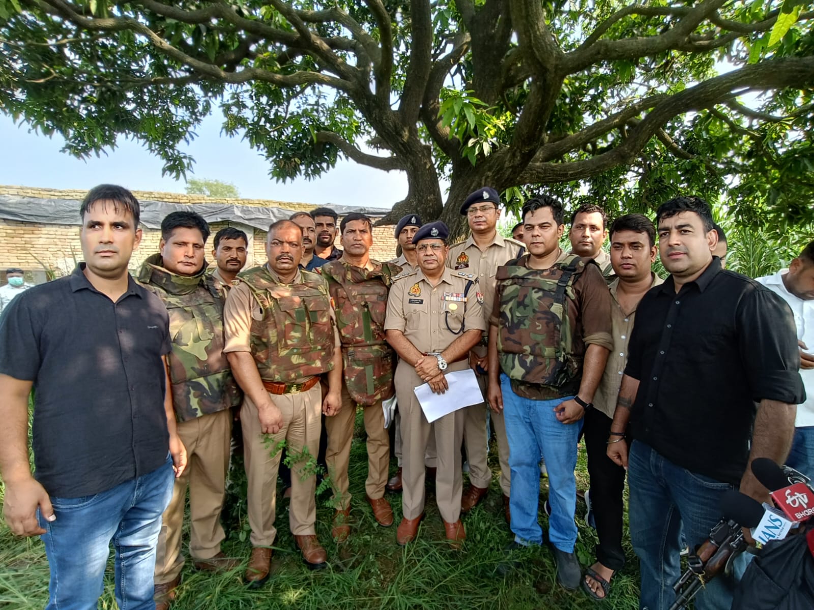 झिंझाना क्षेत्र में एक लाख का इनामी बदमाश फुरकान पुलिस मुठभेड़ में ढेर