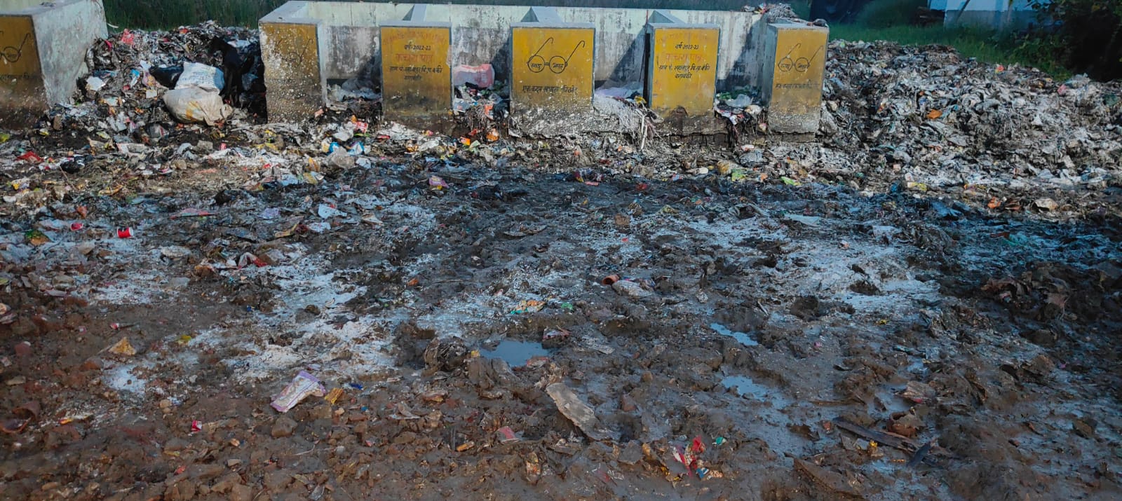 ईद मिलाद-उन-नबी से पूर्व शहाबपुर में उच्च स्तर पर सफाई जनता में खुशी