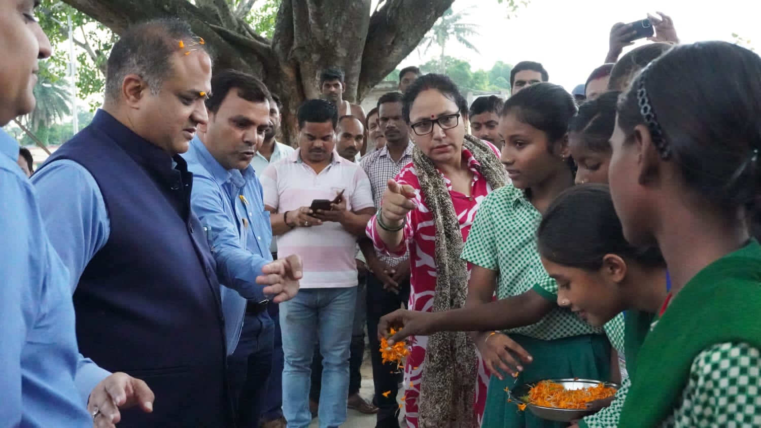 अडानी फाउंडेशन ने किया मिडिल स्कूल पटवा का नवीनीकरण
