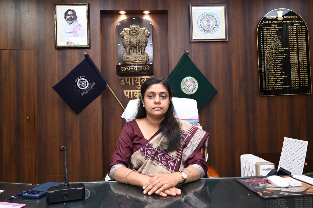शिक्षक दिवस पर उपायुक्त ने जिले के शिक्षकों को दी शुभकामनाएं